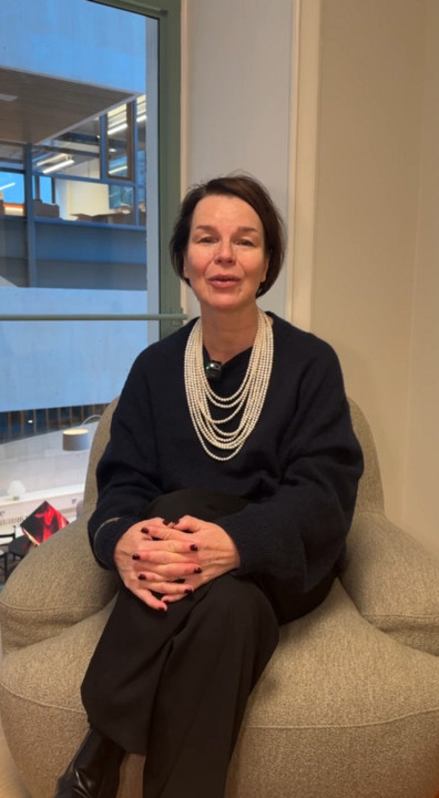 Singer Anna Järvinen being interviewed.