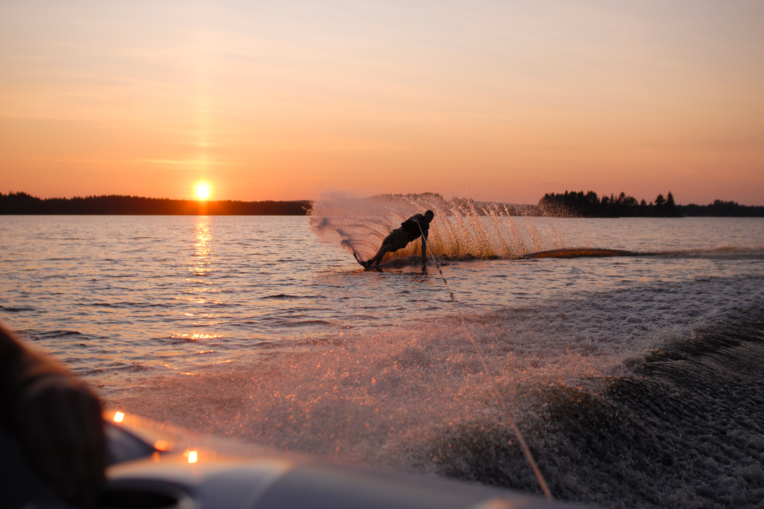 Water skiing in the midnight sun